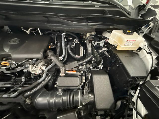 Used 2025 Toyota Sienna XLE w/ XLE Plus Package FWD image 76