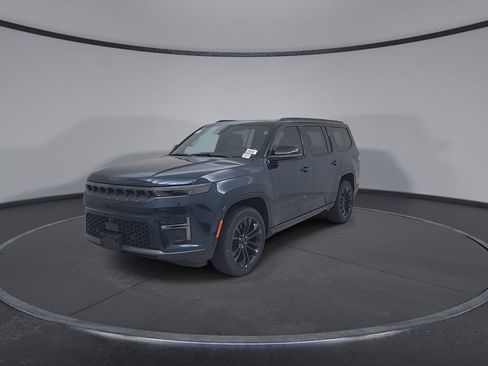 New 2026 Jeep Grand Wagoneer Summit AWD/4WD image 6