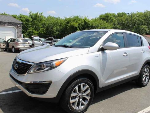 Used 2015 Kia Sportage LX AWD/4WD image 1