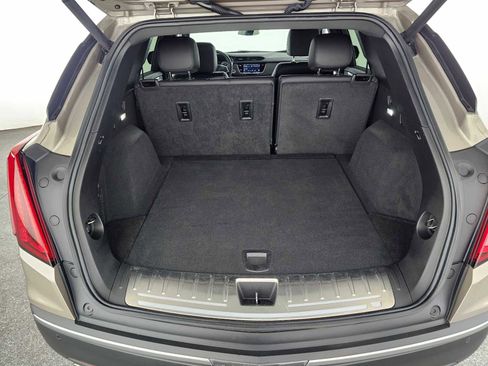 Used 2023 Cadillac XT5 Luxury image 14