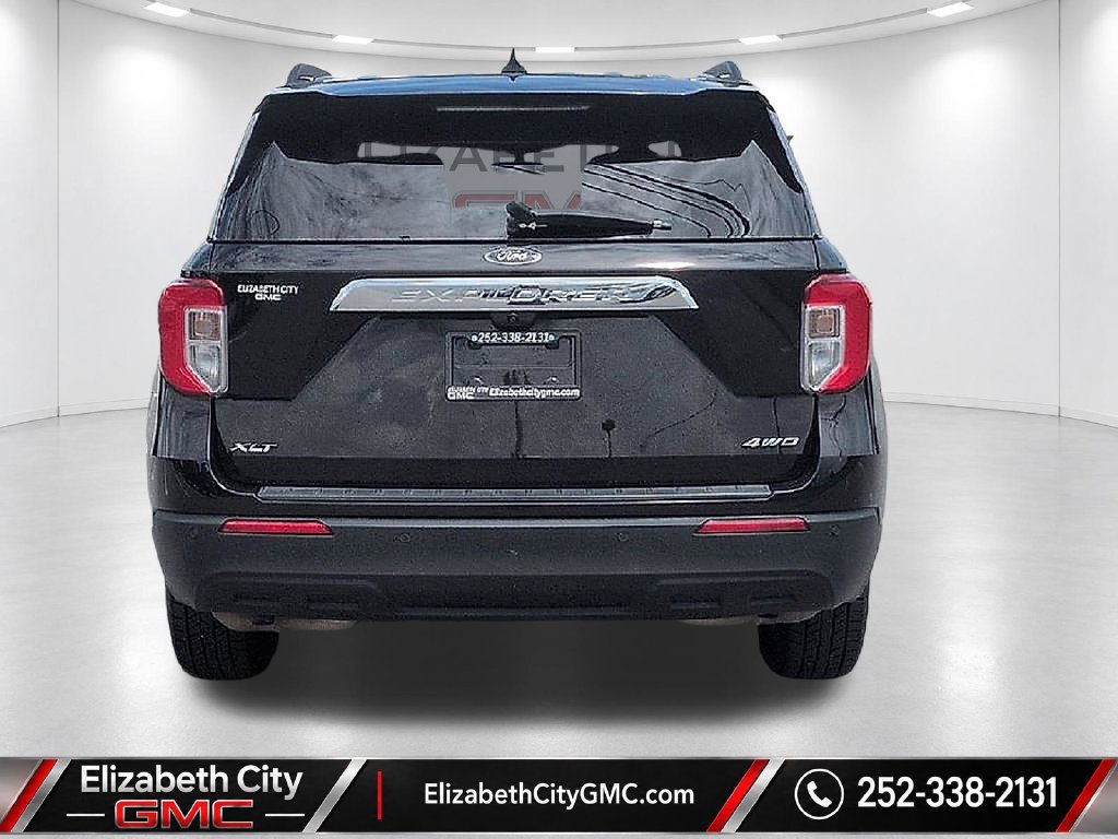 Used 2023 Ford Explorer XLT AWD/4WD image 11