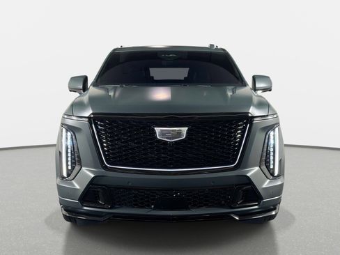 Used 2025 Cadillac Escalade V AWD/4WD image 8