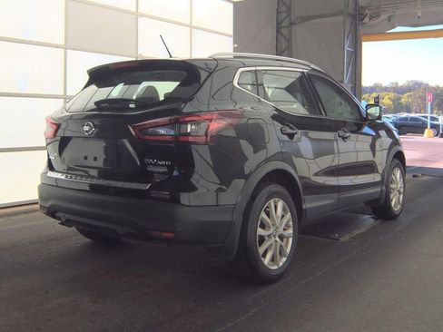 Used 2022 Nissan Rogue Sport SV w/ Technology Package AWD/4WD image 4