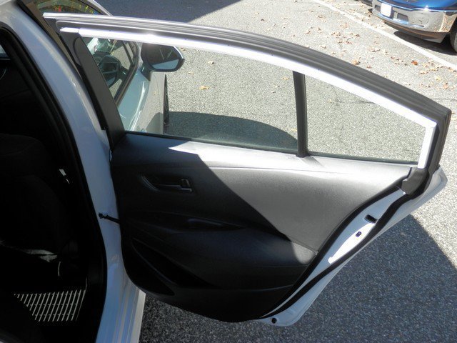 Used 2026 Toyota Corolla LE FWD image 31