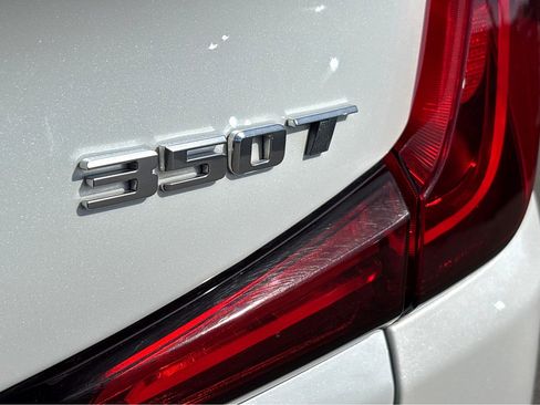 Certified 2024 Cadillac XT4 Premium Luxury image 36