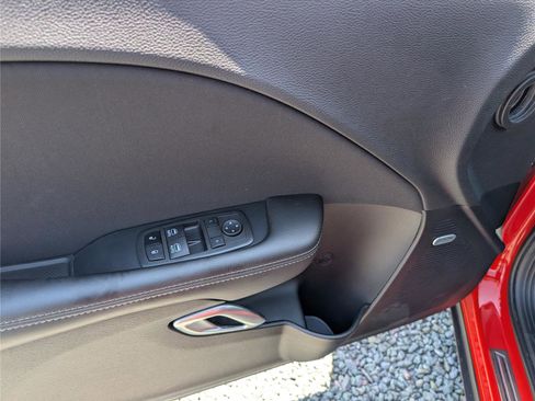 Used 2022 Dodge Challenger R/T Scat Pack RWD image 14