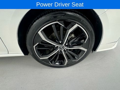 Used 2024 Nissan Altima 2.5 SR FWD image 9