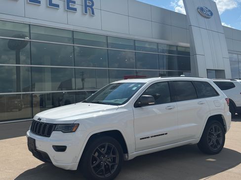 Used 2021 Jeep Grand Cherokee Limited w/ Quick Order Package 28K 80th AWD/4WD image 3