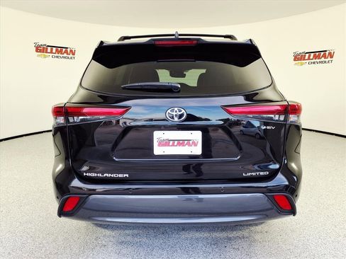 Used 2025 Toyota Highlander Limited image 6