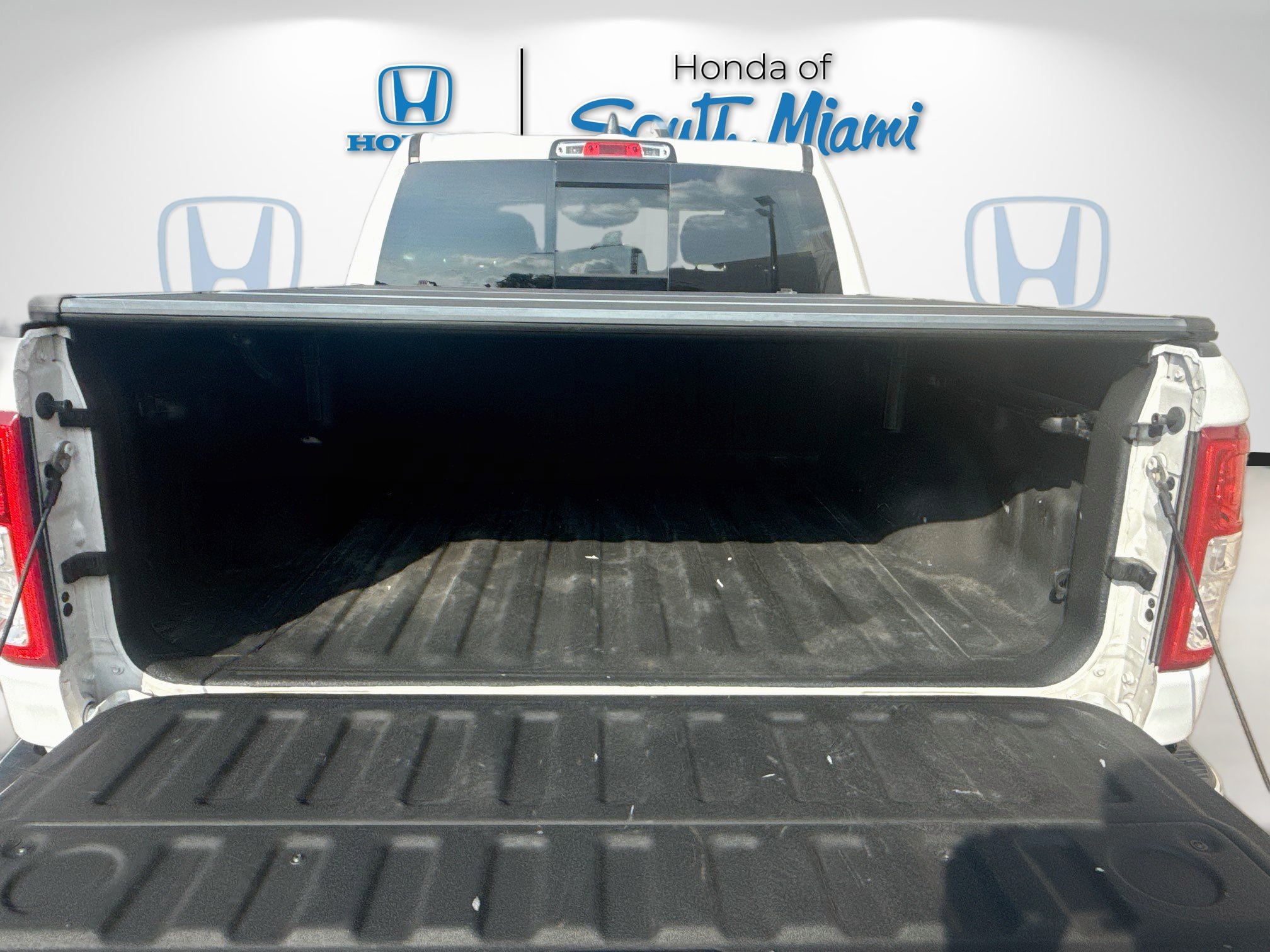 Used 2022 RAM 1500 Big Horn RWD image 6