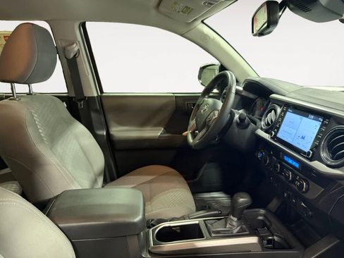 Used 2023 Toyota Tacoma SR5 w/ Technology Package image 16