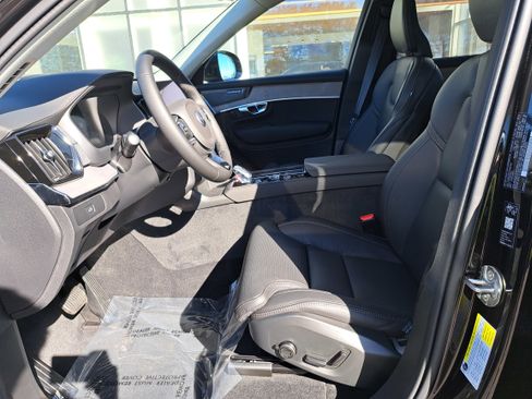New 2026 Volvo XC90 B6 Ultra image 6