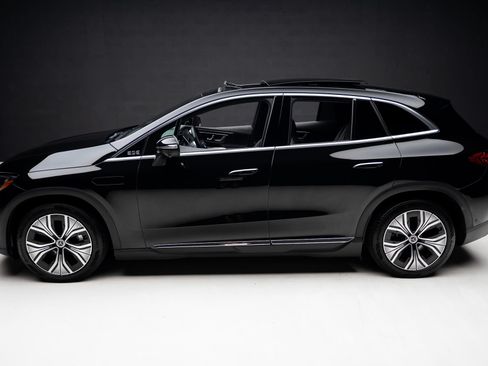 Used 2023 Mercedes-Benz EQE 350+ 4MATIC SUV image 17