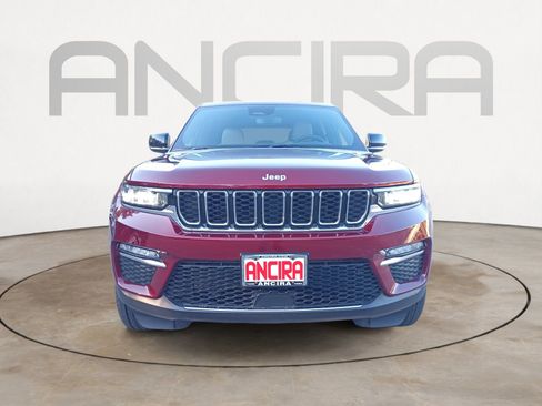 Certified 2024 Jeep Grand Cherokee Limited image 4