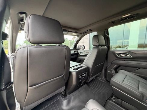 Used 2021 Chevrolet Tahoe Z71 w/ Z71 Signature Package AWD/4WD image 22