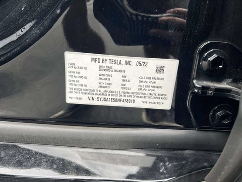 Used 2022 Tesla Model S AWD/4WD image 23