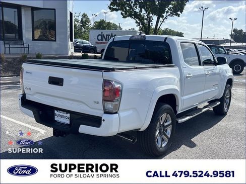 Used 2019 Toyota Tacoma Limited AWD/4WD image 3