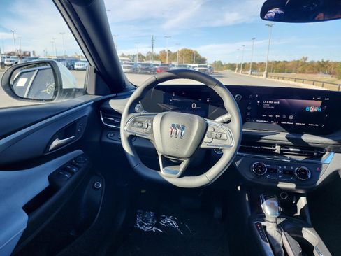 New 2026 Buick Envista Preferred image 9