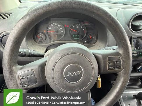 Used 2013 Jeep Compass Sport FWD image 8