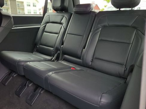 New 2026 Lincoln Navigator L Reserve AWD/4WD image 8