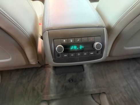 Used 2017 Buick Enclave Premium w/ Trailering Package FWD image 24
