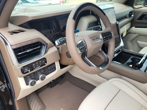 New 2026 GMC Yukon Denali w/ Denali Reserve Package AWD/4WD image 20