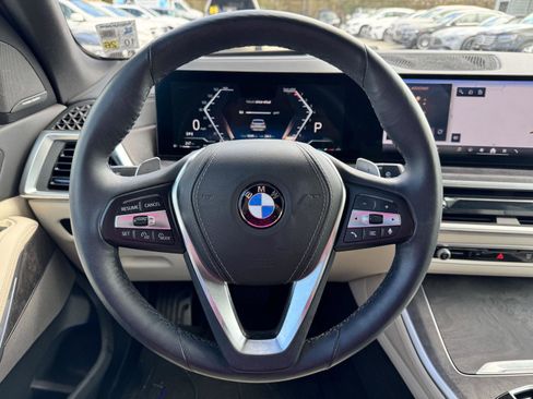 Used 2025 BMW X5 sDrive40i image 10