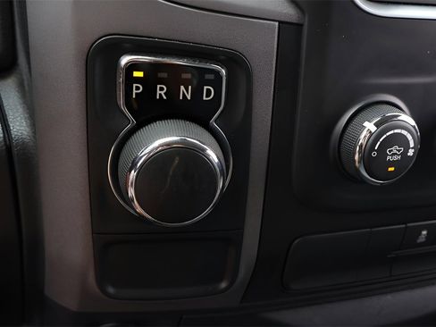 Used 2018 RAM 1500 Tradesman image 19