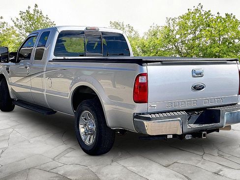 Used 2008 Ford F250 Lariat RWD image 4