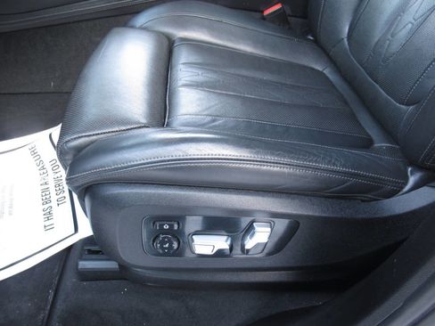 Used 2021 BMW X5 M50i w/ Executive Package image 29