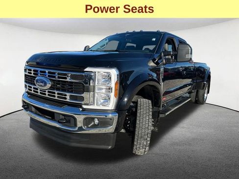 Certified 2025 Ford F450 XLT w/ Camper Package image 5