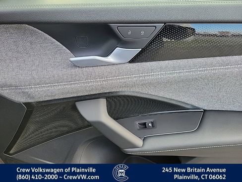 New 2025 Volkswagen Tiguan S image 42