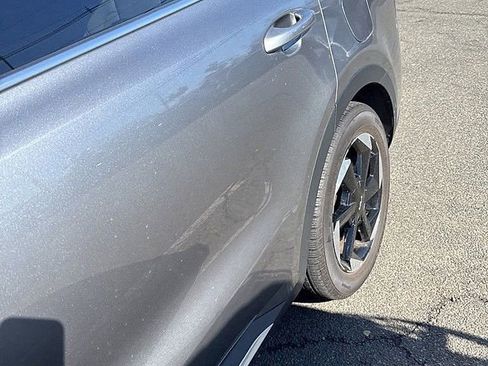 Used 2025 Kia Sorento SX Prestige image 6