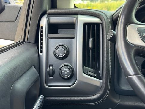Used 2017 GMC Sierra 1500 SLE AWD/4WD image 30