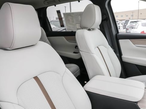 New 2026 MAZDA CX-90 Plug-In Hybrid w/ Premium Plus image 50