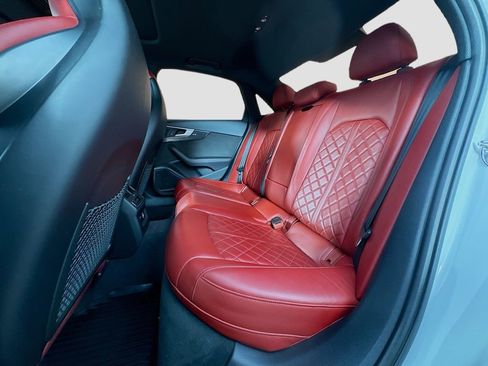 Used 2019 Audi S4 Premium Plus w/ Premium Plus Package AWD/4WD image 32