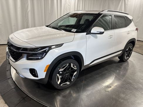 New 2026 Kia Seltos SX image 1
