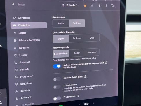 Used 2021 Tesla Model Y Long Range image 23