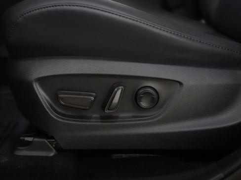 Used 2023 Toyota Crown Platinum image 26