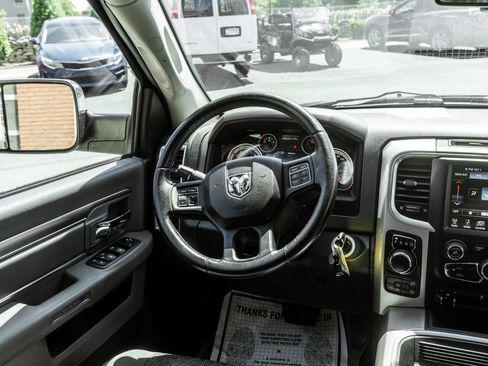 Used 2016 RAM 1500 Classic SLT w/ SLT Plus D←cor Group AWD/4WD image 12