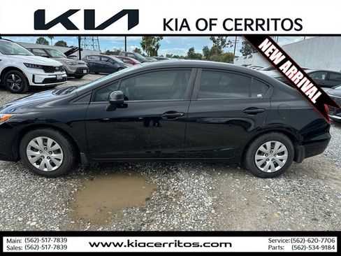 Used 2012 Honda Civic LX image 2