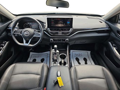 Used 2023 Nissan Altima 2.5 SR w/ SR Premium Package AWD/4WD image 10