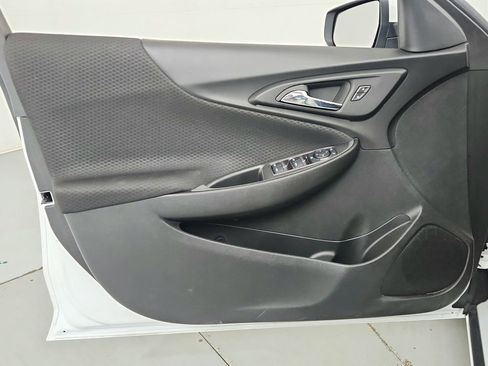 Used 2024 Chevrolet Malibu LT w/ LPO, Floor Liner Package FWD image 16