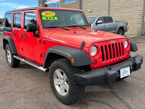 Used 2013 Jeep Wrangler Unlimited Sport image 1