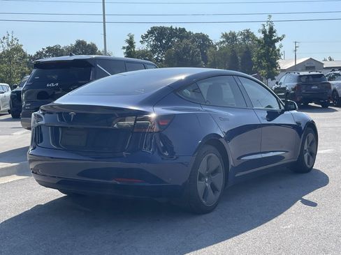 Used 2021 Tesla Model 3 Standard Range Plus image 7