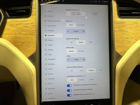 Used 2018 Tesla Model S 100D image 30