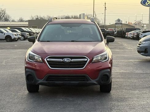Used 2018 Subaru Outback 2.5i image 2