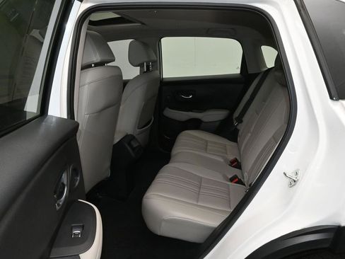 Used 2023 Honda HR-V EX-L image 13