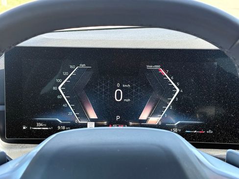 Used 2025 BMW 330i Sedan image 8