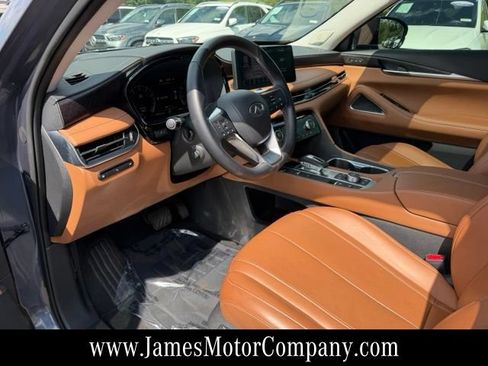 Used 2023 INFINITI QX60 Sensory w/ Vision Package AWD/4WD image 14